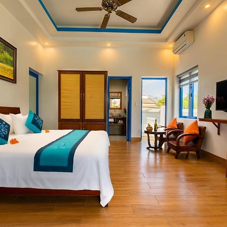Local Beach Front Villas Tan Thanh Kültér fotó