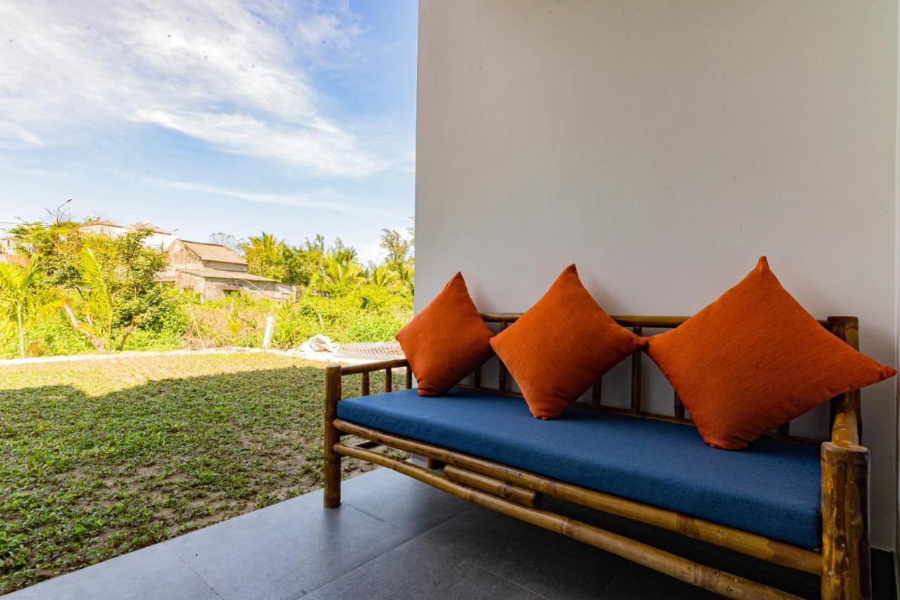 Local Beach Front Villas Tan Thanh Kültér fotó