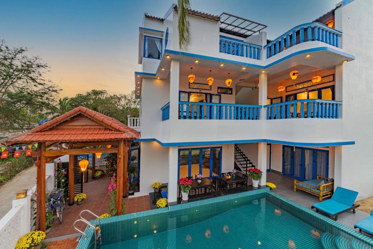 Local Beach Front Villas Tan Thanh Kültér fotó